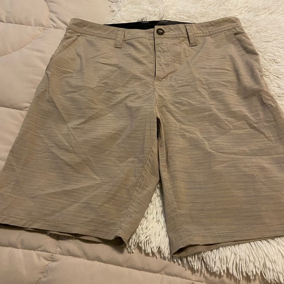 Volcom Other - Tan Volcom shorts, size 34